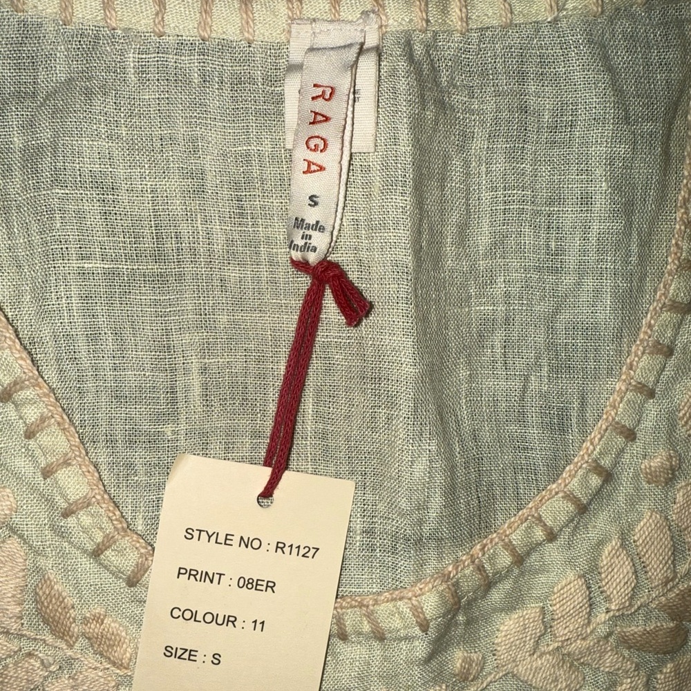 🌸 NWT! Anthropologie Raga Embroidered Crop Top - Picture 5 of 9